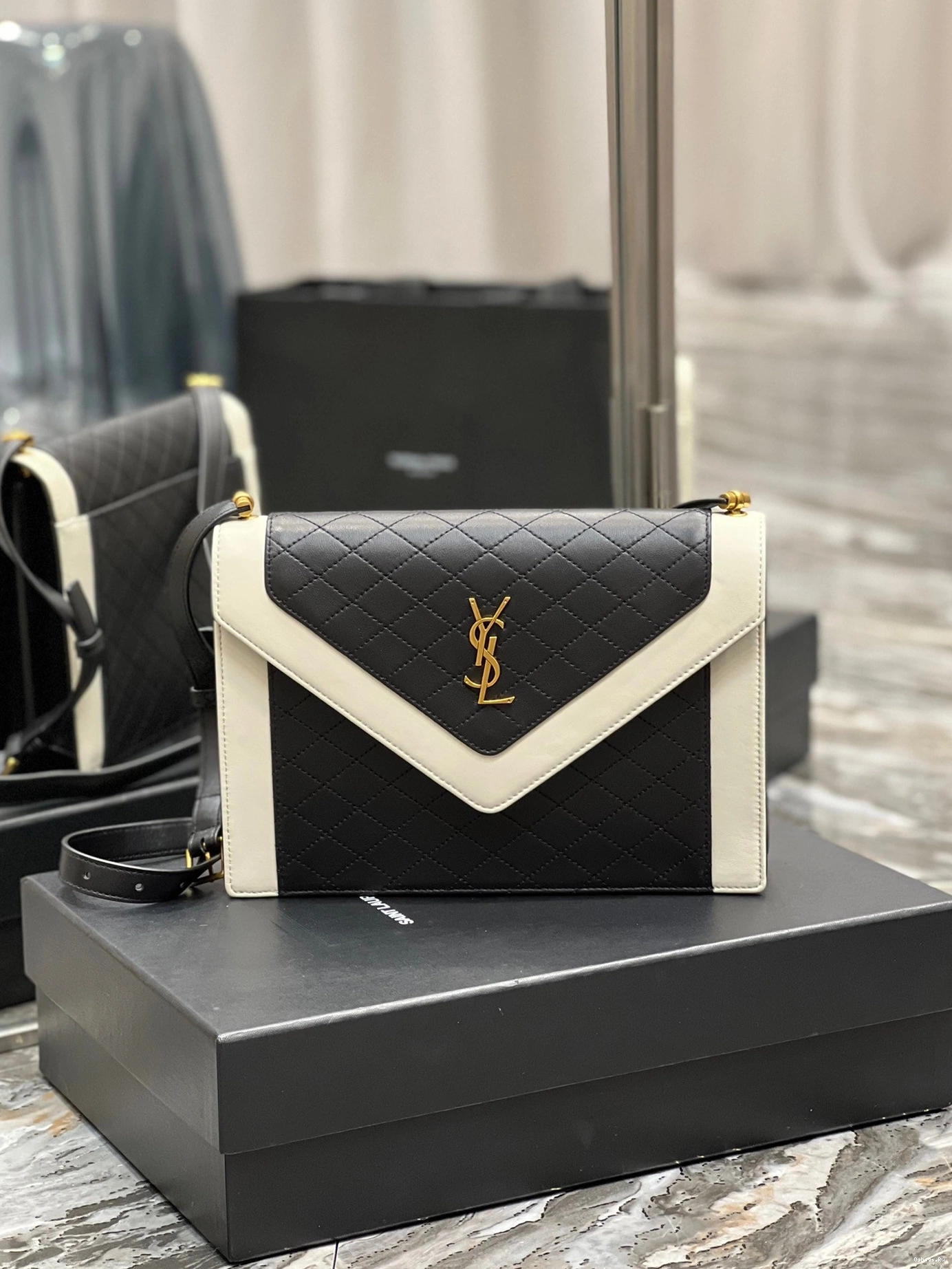 GABY YSL 0719